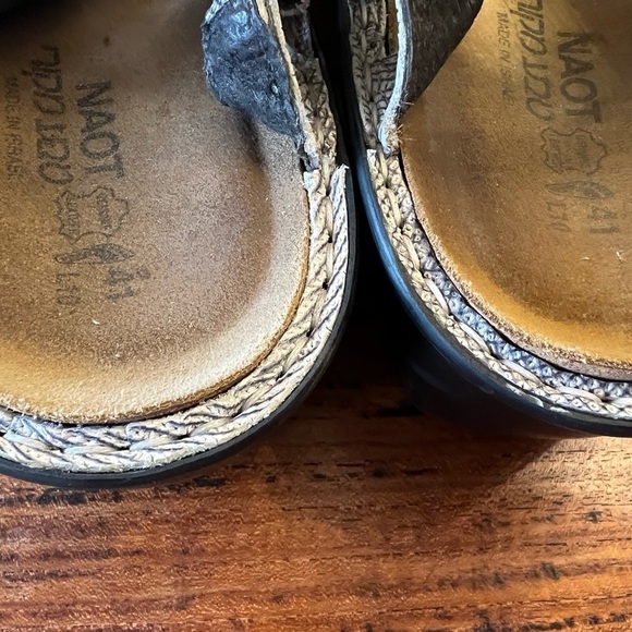 Naot Velcro Close Walking Sandal 41/US 10 - 10 1/2 - Picture 2 of 8
